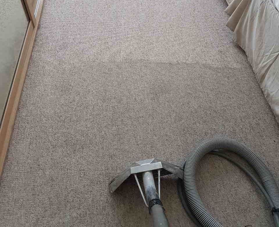 professional house cleaning NW10